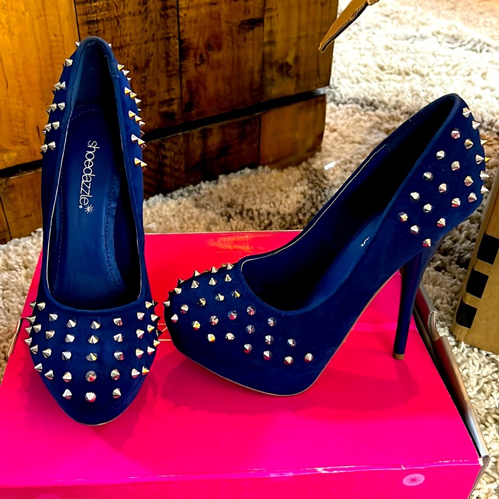 Ezra pumps